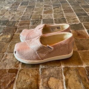 TOMS Kids Light Pink Sneakers